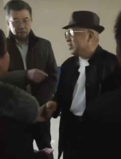 張博會長組織營救在施工坍塌事故中被掩埋的在青同鄉(xiāng)—谷傳會，并資助其家屬在青生活費叁仟元